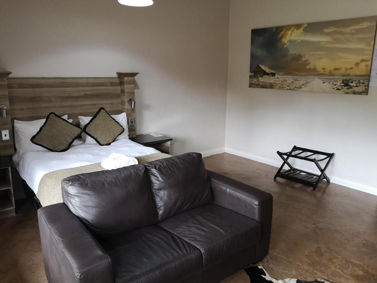 Lifestyle Corner Guesthouse Musina Esterno foto